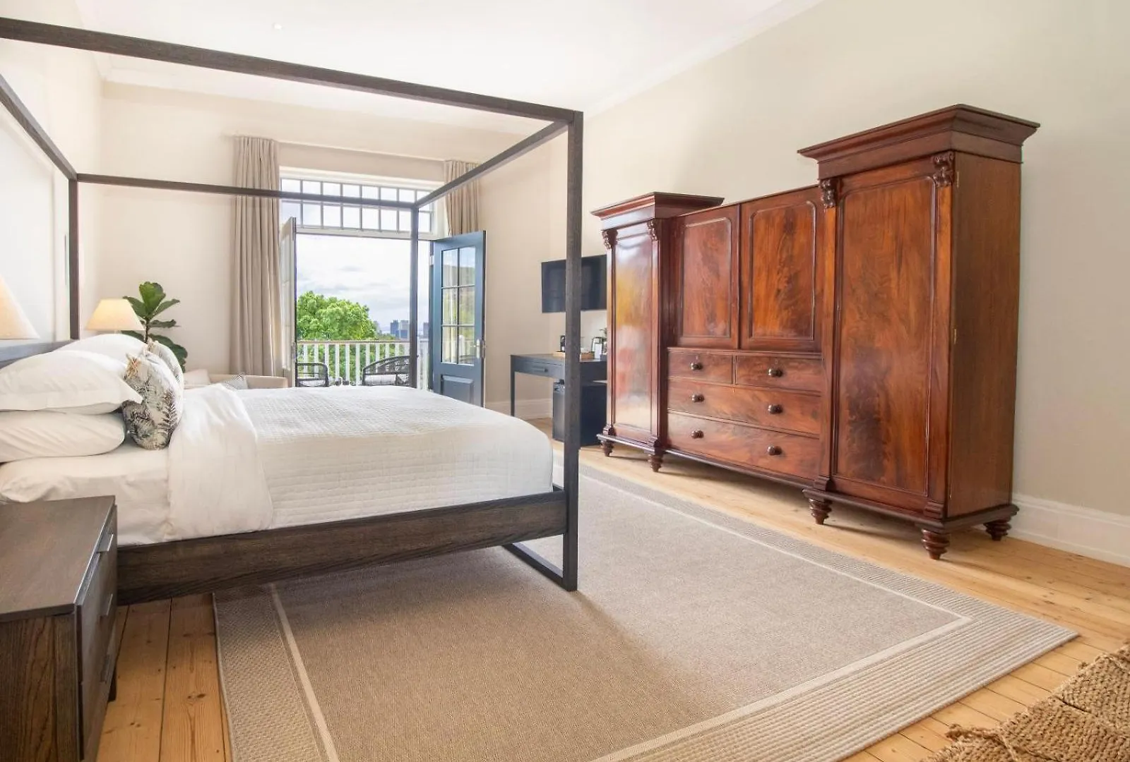 One Kensington Boutique Hotel Cape Town 4*,